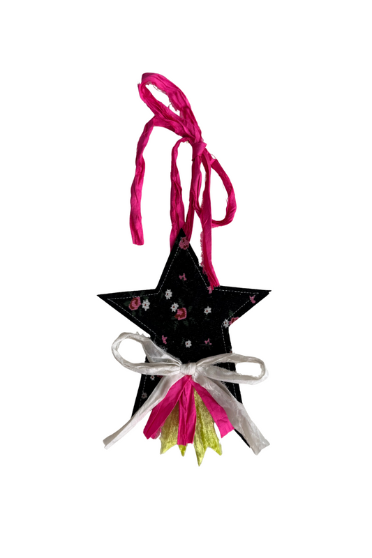 Mini Black & White Floral Star