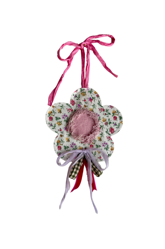 Mini White Floral Flower