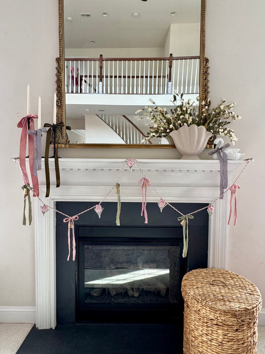 White Floral Tulip Garland