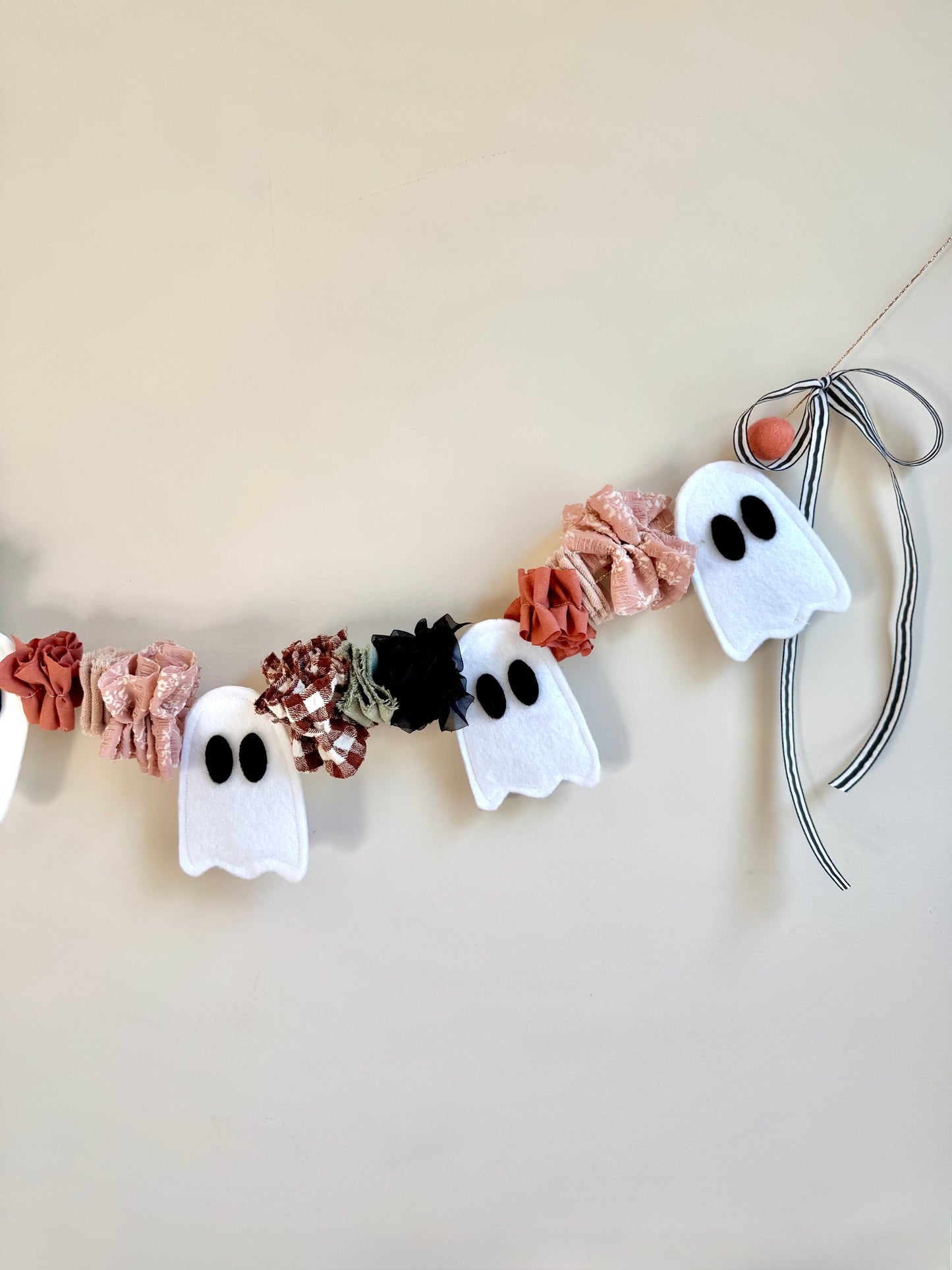 Ghost Garland #2