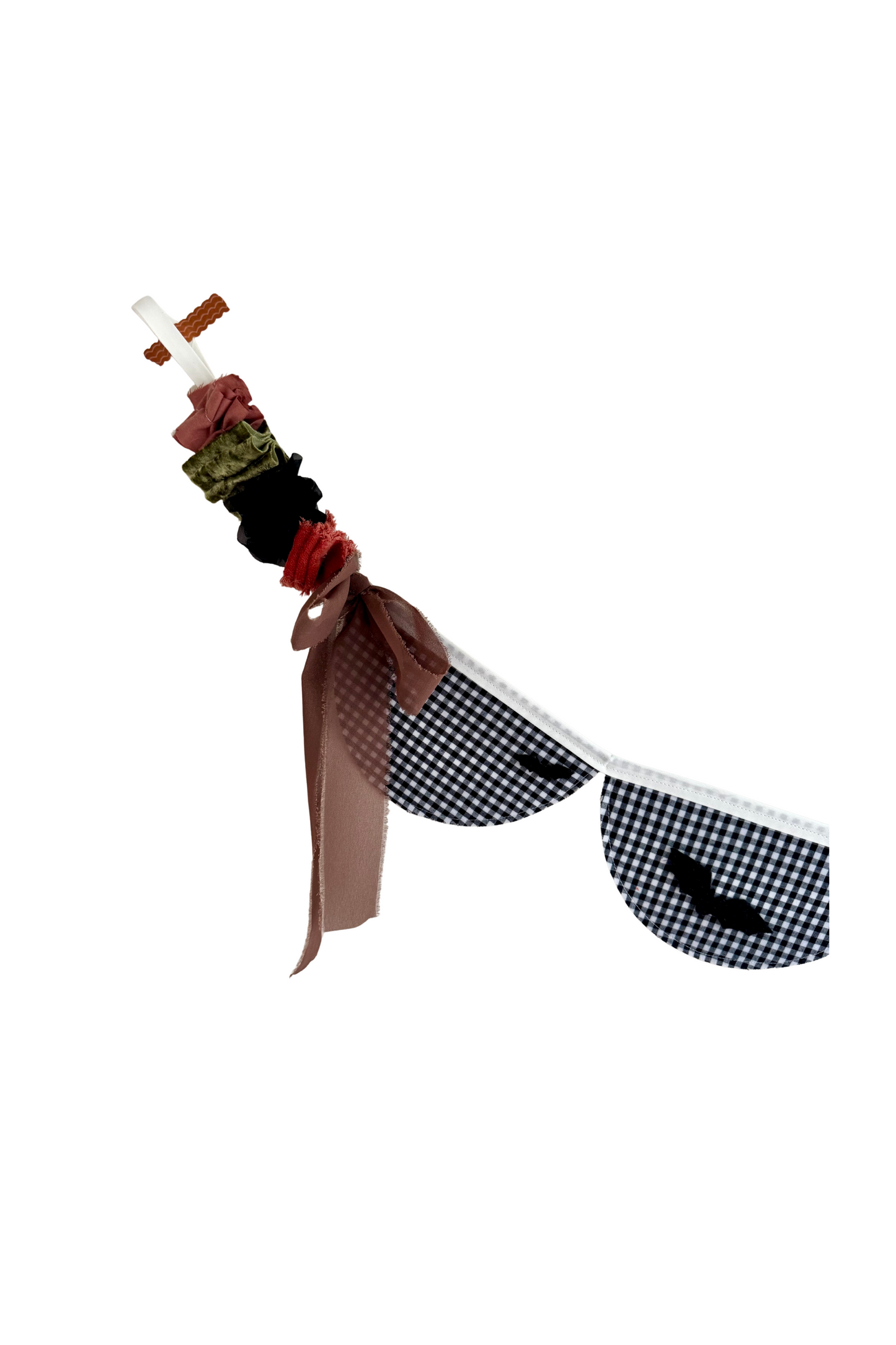 Black Gingham Scallop Garland