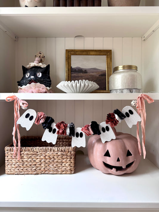 Ghost Garland #2