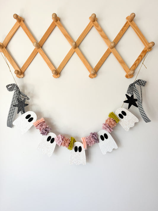 Ghost Garland #2