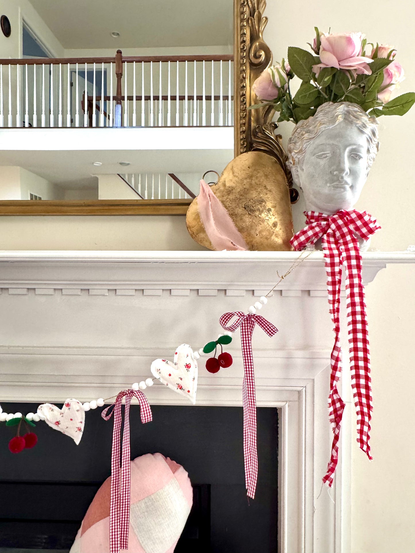 White Floral Heart Garland
